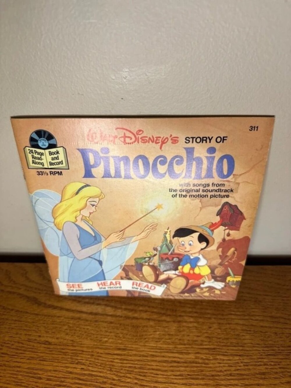 Vintage 1977 Walt Disney Pinocchio #311 See Hear Read Story Book & 33 1/3 Record